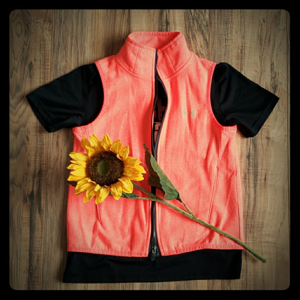 Under Armour girls vest orange